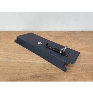 PANEL ASSY LATRH P/N: D2511232500000 S/N: SI045053
