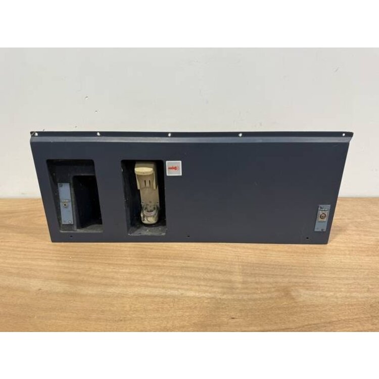 PANEL ASSY LAT LH P/N: D2511285300000 S/N: SI019042