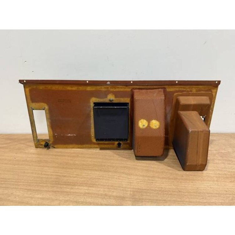 PANEL ASSY LAT LH P/N: D2511285300000 S/N: SI019045