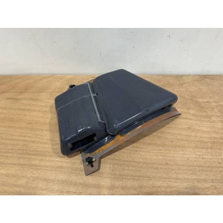 PANEL ASSY LH ESCAPE ROPE PANEL P/N: D2511229700000 S/N: SI002034