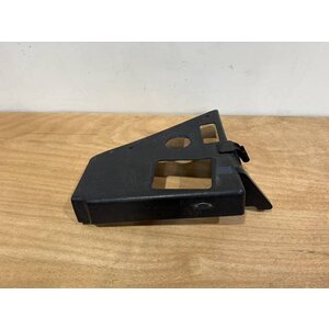 PLATE ASSY RH 18VU S/N SI049041