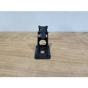 BRACKET ASSY COMPASS P/N: D2511007300500 S/N: SI070036