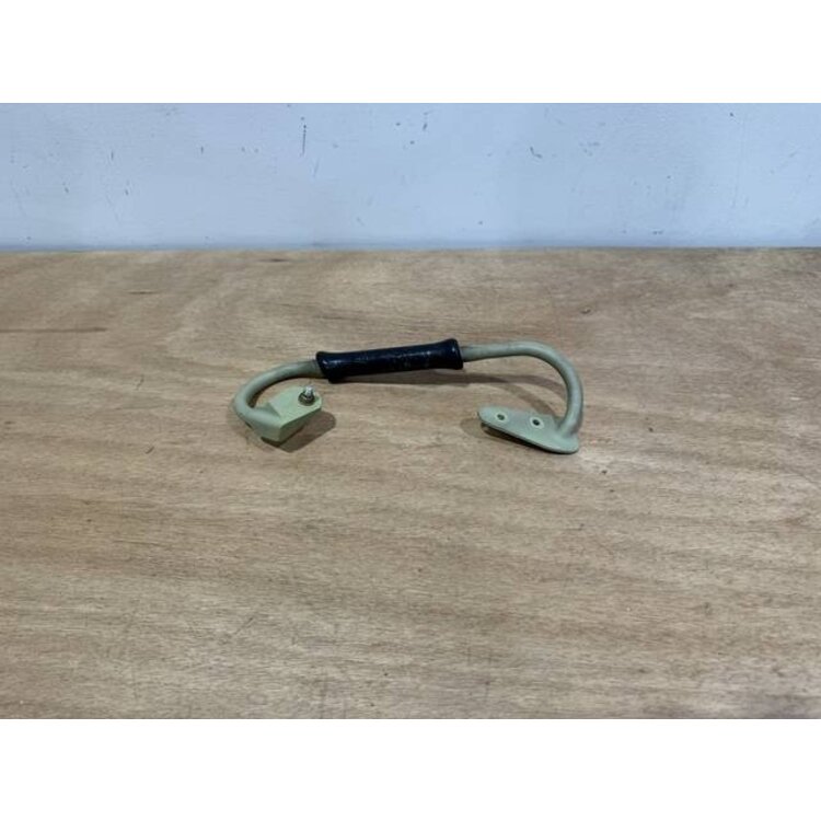GRIP FOAM LH P/N: D2511140700000 S/N: SI066053