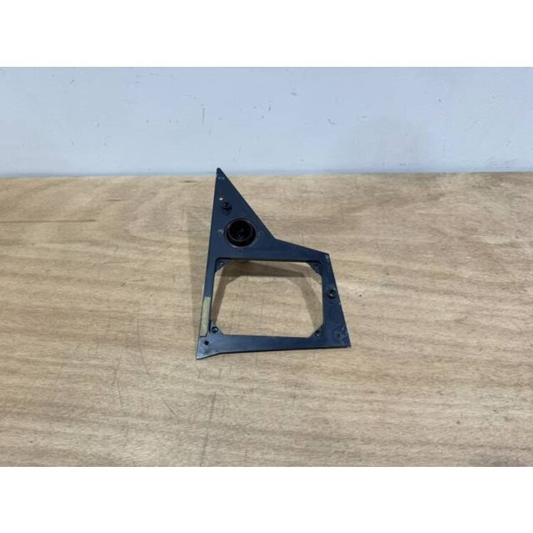 PLATE FRONT 6VU P/N: D9251276500100 S/N: PB12036