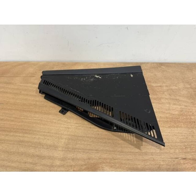130VU GLARESHIELD PANEL P/N: D9251505100000 S/N: PB12036