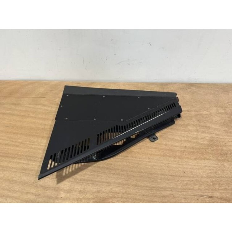 131VU GLARESHIELD PANEL P/N: D9251505200000 S/N: PB10728