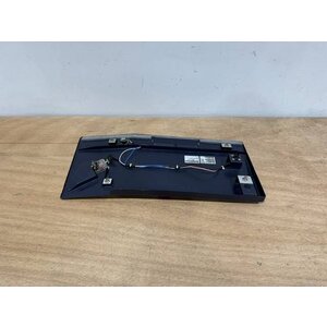 FLOOD LIGHT UNIT FIRST OFFICER P/N: 2LA005543-10 S/N: 334383