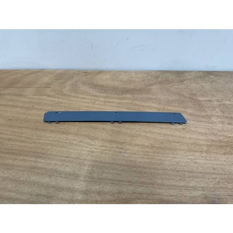 COVER RH P/N: D2511233500100 S/N: SI060052