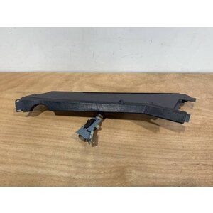 FOAM STRIP ASSY FRT RH S/N SI018040