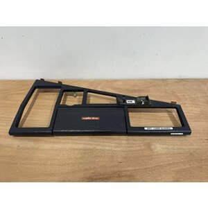 INSERT ASSY 101VU P/N: D2511308000000 S/N: SI029047