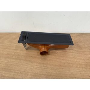 OUTLET ASSY LH P/N: D2121208600000 S/N: SI025054