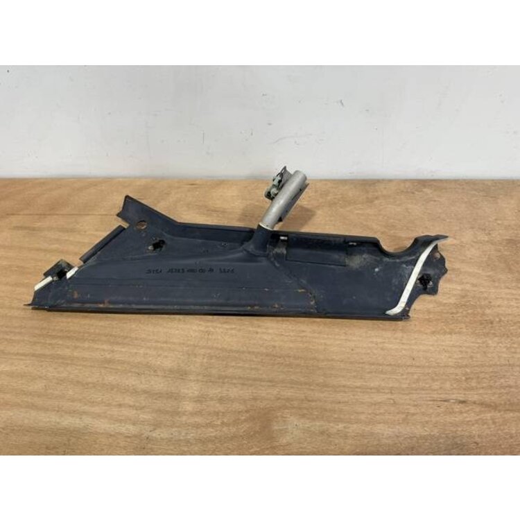 FOAM STRIP ASSY FRT LH P/N: D2511228300000 S/N: SI009044