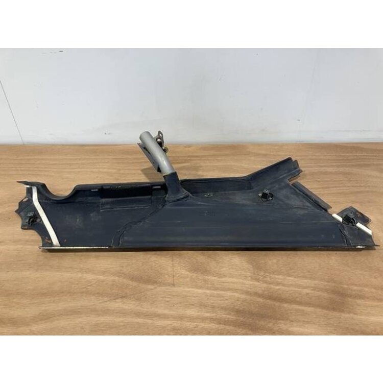 FOAM STRIP ASSY FRT RH P/N: D2511227600000 S/N: SI018041