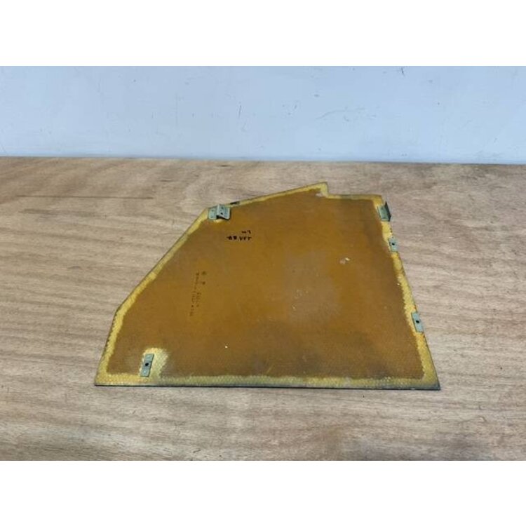 PANEL ASSY FWD RUD LH CPT P/N: D251122230000 S/N: SI022057