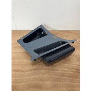 PANEL ASSY RH ESCAPE ROPE PANEL S/N SI011037 PANEL ASSY RH ESCAPE ROPE PANEL S/N SI011037