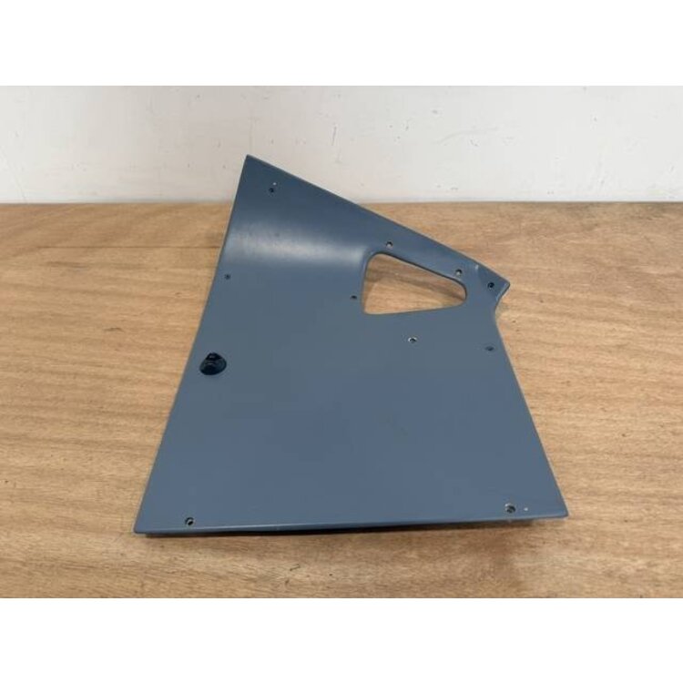PANEL ASSY RH FOAM GRIP PANEL P/N: D2511231600100 S/N: SI014043