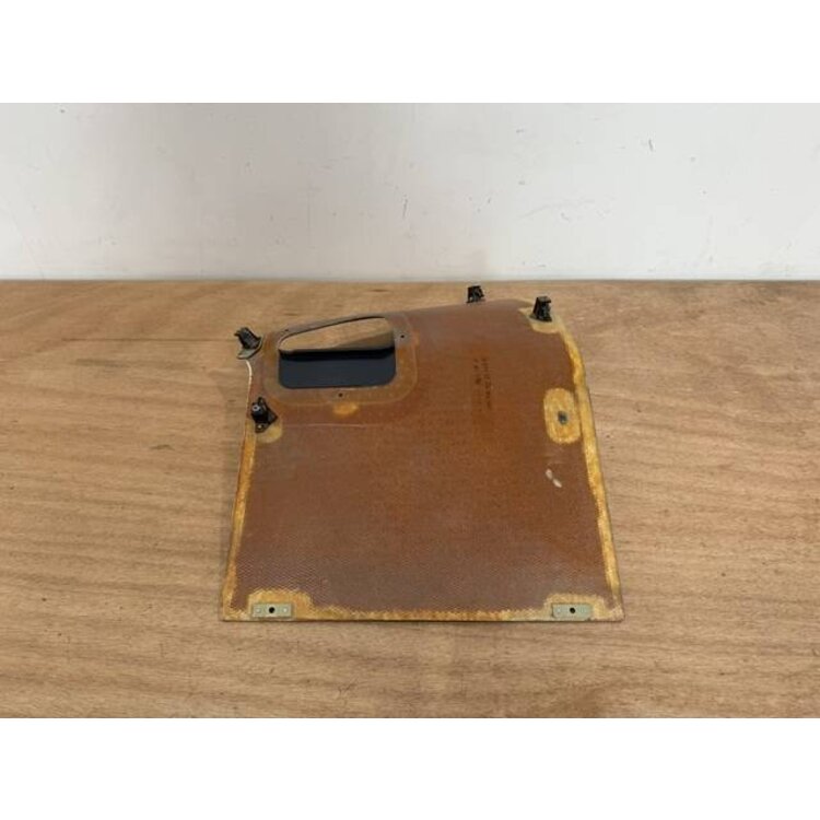 PANEL ASSY RH FOAM GRIP PANEL P/N: D2511231600100 S/N: SI014043