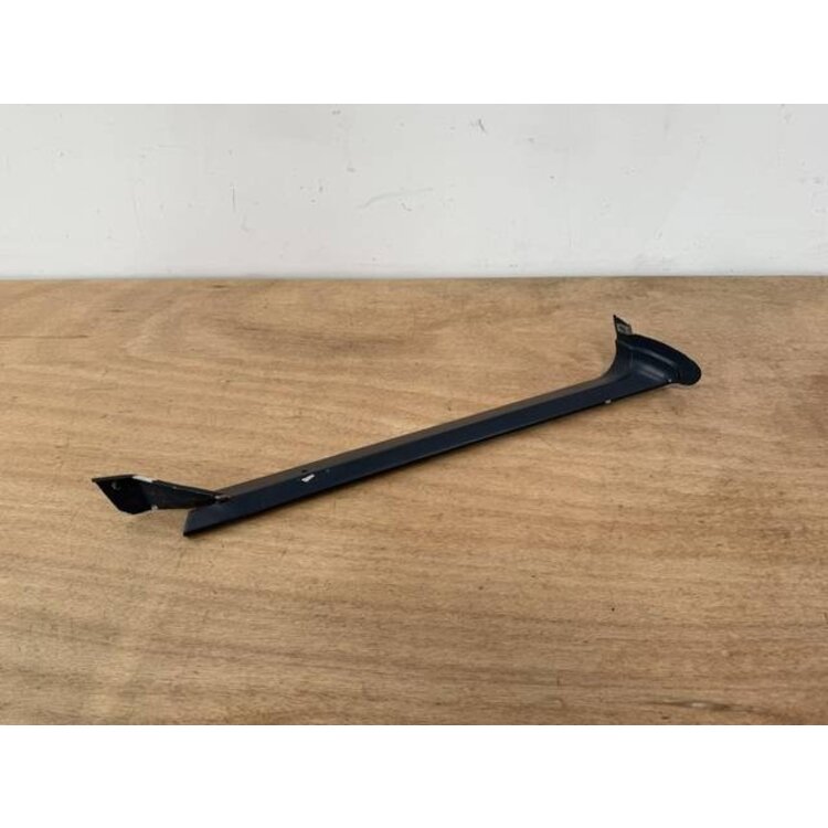 POST ASSY RH SIDE P/N: D2511229500100 S/N: SI062045