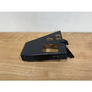 PLATE ASSY RH 18VU S/N SI049042