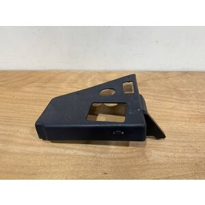 PLATE ASSY RH 18VU S/N SI049043