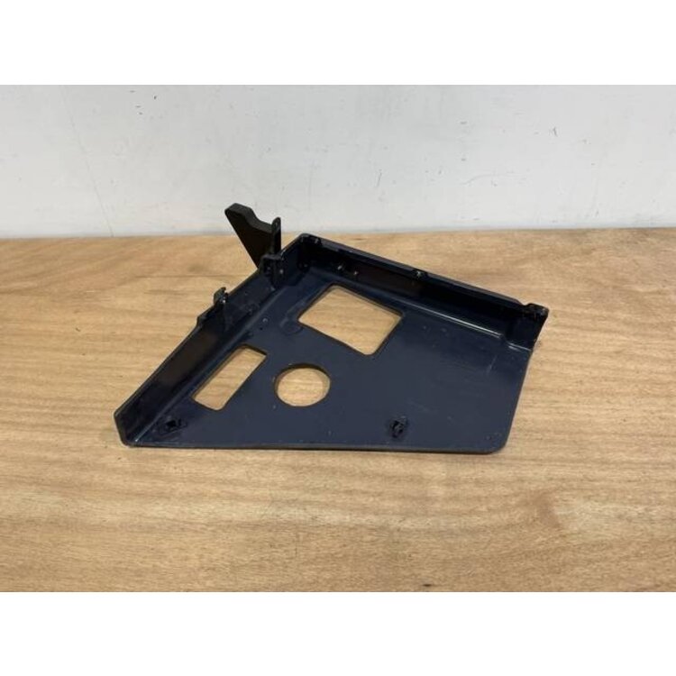 PLATE ASSY LH 19VU P/N: D2511156600200 S/N: SI030043