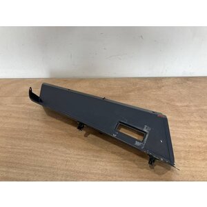 PANEL ASSY FRONT RH P/N: D2511224600100 S/N: SI043056