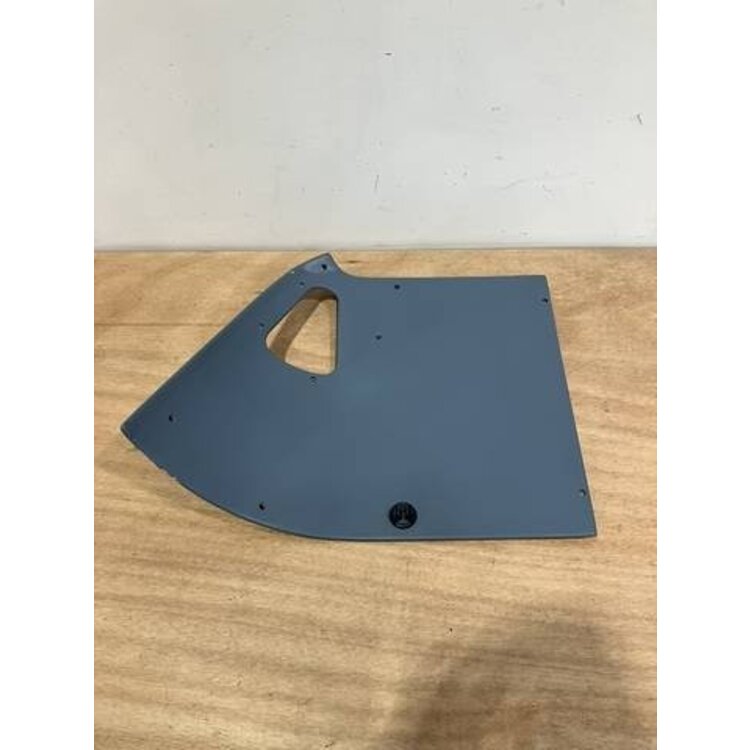 PANEL ASSY RH FOAM GRIP PANEL P/N: D2511231600100 S/N: SI014044