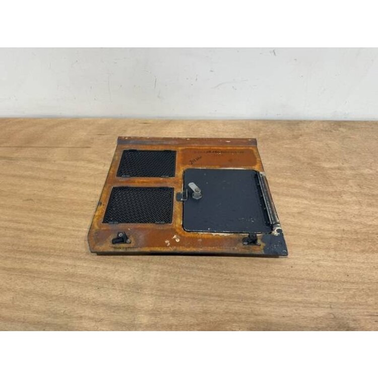 PANEL ASSY REAR RH P/N: D2511218000000 S/N: SI035039