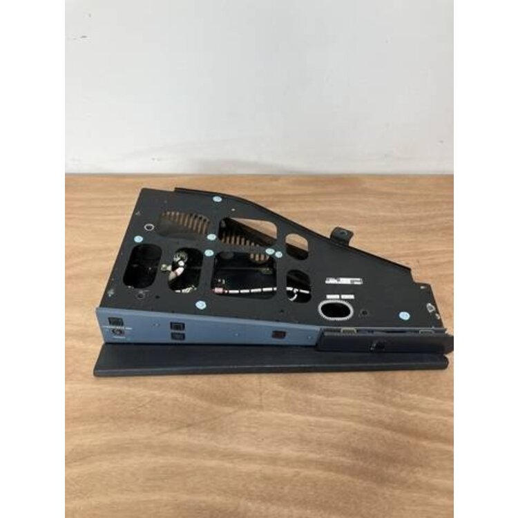 130VU GLARESHIELD PANEL P/N: D9251505100000 S/N: PB11324