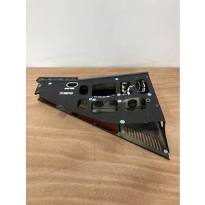 130VU GLARESHIELD PANEL P/N: D9251505100000 S/N: PB11324