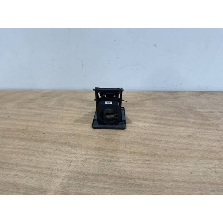 BRACKET ASSY COMPASS P/N: D2511007300500 S/N: SI070039