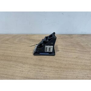 BRACKET ASSY COMPASS P/N: D2511007300500 S/N: SI070039