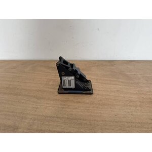 BRACKET ASSY COMPASS P/N: D2511007300500 S/N: SI070040