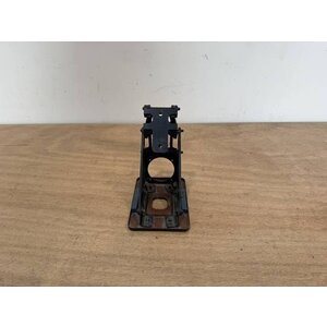 BRACKET ASSY COMPASS P/N: D2511007300500 S/N: SI070040