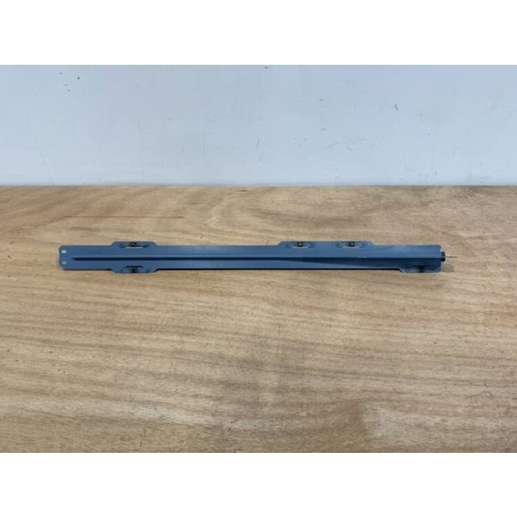 CROSS BEAM FOAM P/N: D2511395600000 S/N: SI083051
