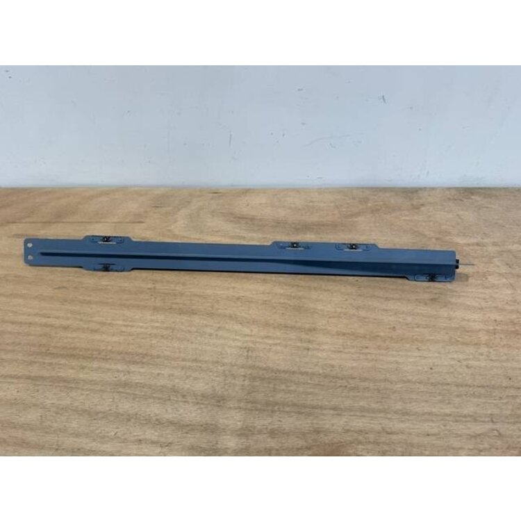 CROSS BEAM FOAM P/N: D2511395600000 S/N: SI083052