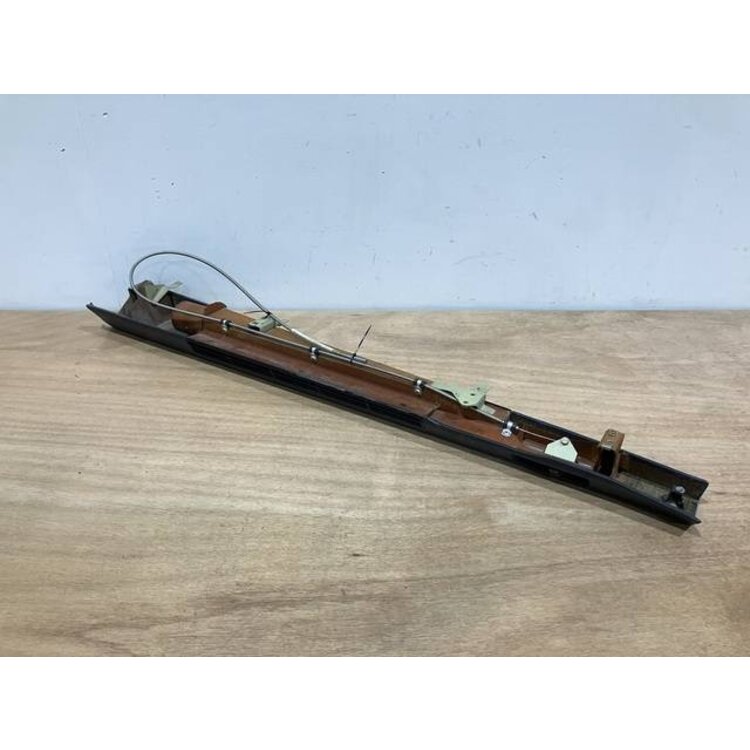 BAND ASSY RH P/N: D2511310400000 S/N: SI017053