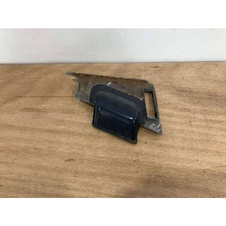 PANEL ASSY GRIP RH P/N: D2511310200100 S/N: SI016046