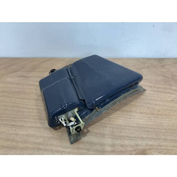 PANEL ASSY LH ESCAPE ROPE PANEL P/N: D2511229700000 S/N: SI002038