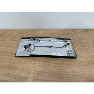 FLOOD LIGHT UNIT FIRST OFFICER P/N: 2LA005543-10 S/N: 1204105