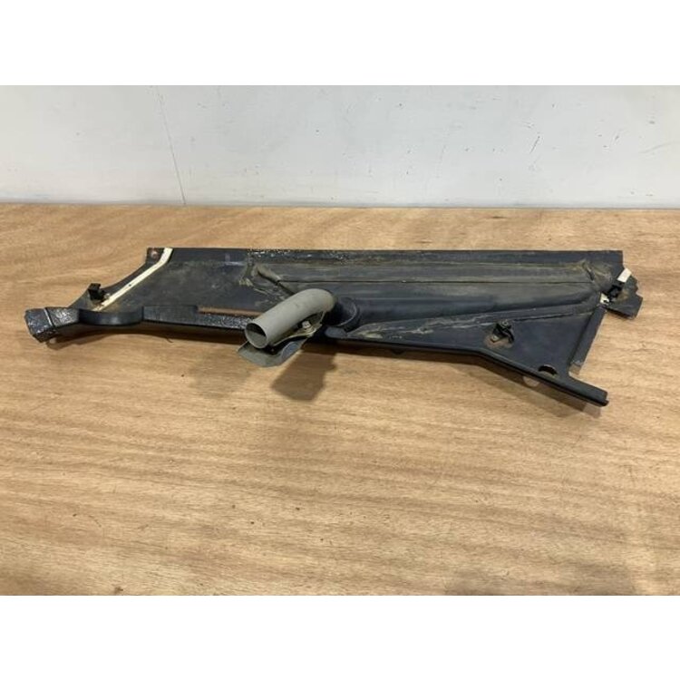 FOAM STRIP ASSY FRT LH P/N: D2511228300000 S/N: SI009046