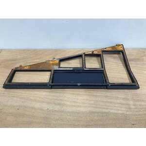 INSERT ASSY 101VU P/N: D2511308000000 S/N: SI029050