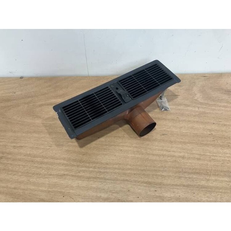 OUTLET ASSY LH P/N: D2121208600000 S/N: SI025055