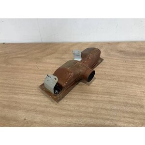 OUTLET ASSY LH P/N: D2121208600000 S/N: SI025056