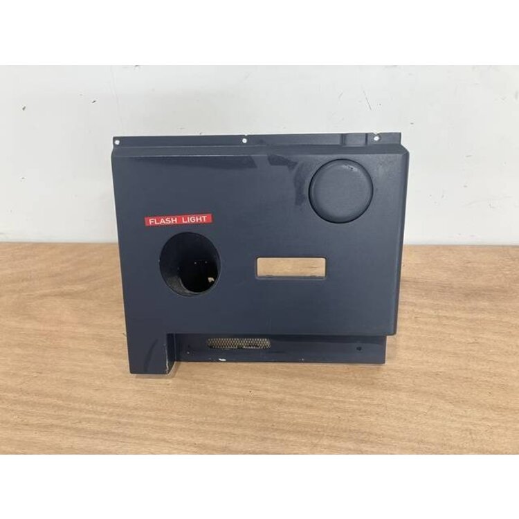 PANEL ASSY FRT LAT RH P/N: D2511374200100 S/N: SI038043