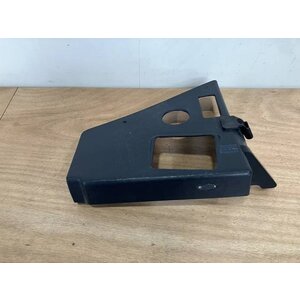 PLATE ASSY RH 18VU S/N SI049045