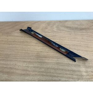 POST ASSY RH SIDE P/N: D2511229500100 S/N: SI062048
