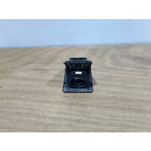 BRACKET ASSY COMPASS P/N: D2511007300500 S/N: SI070041