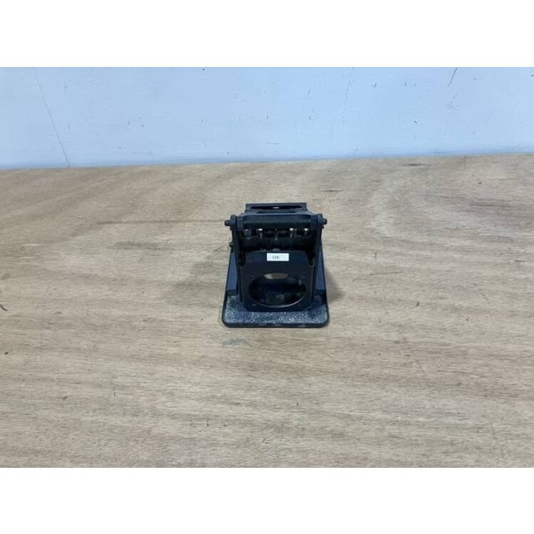 BRACKET ASSY COMPASS P/N: D2511007300500 S/N: SI070041