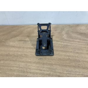 BRACKET ASSY COMPASS P/N: D2511007300500 S/N: SI070041